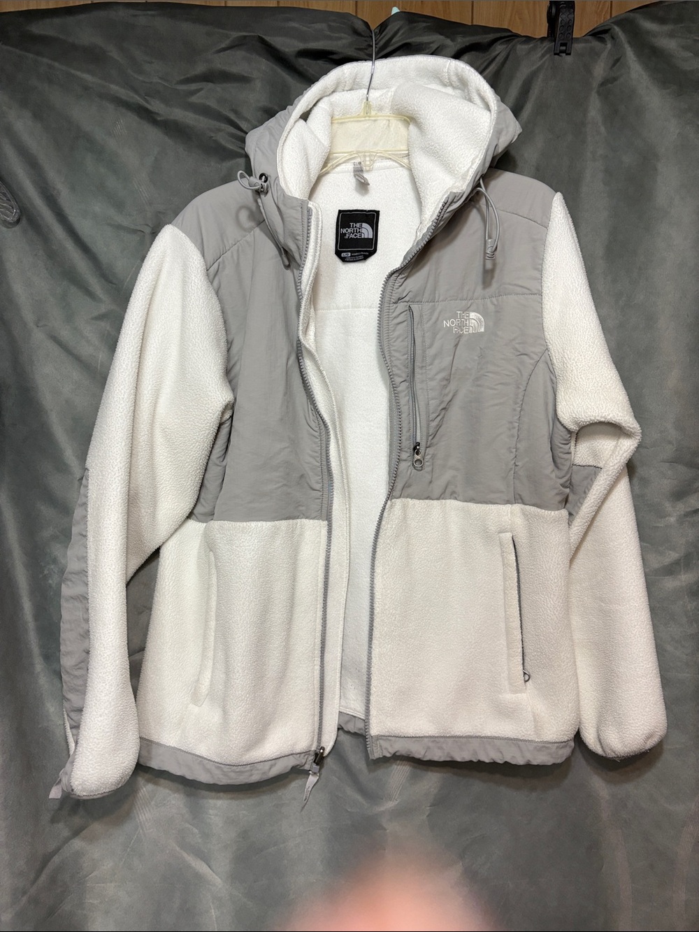 The North Face Women’s Hooded Teddy Jacket in Light Gray & white